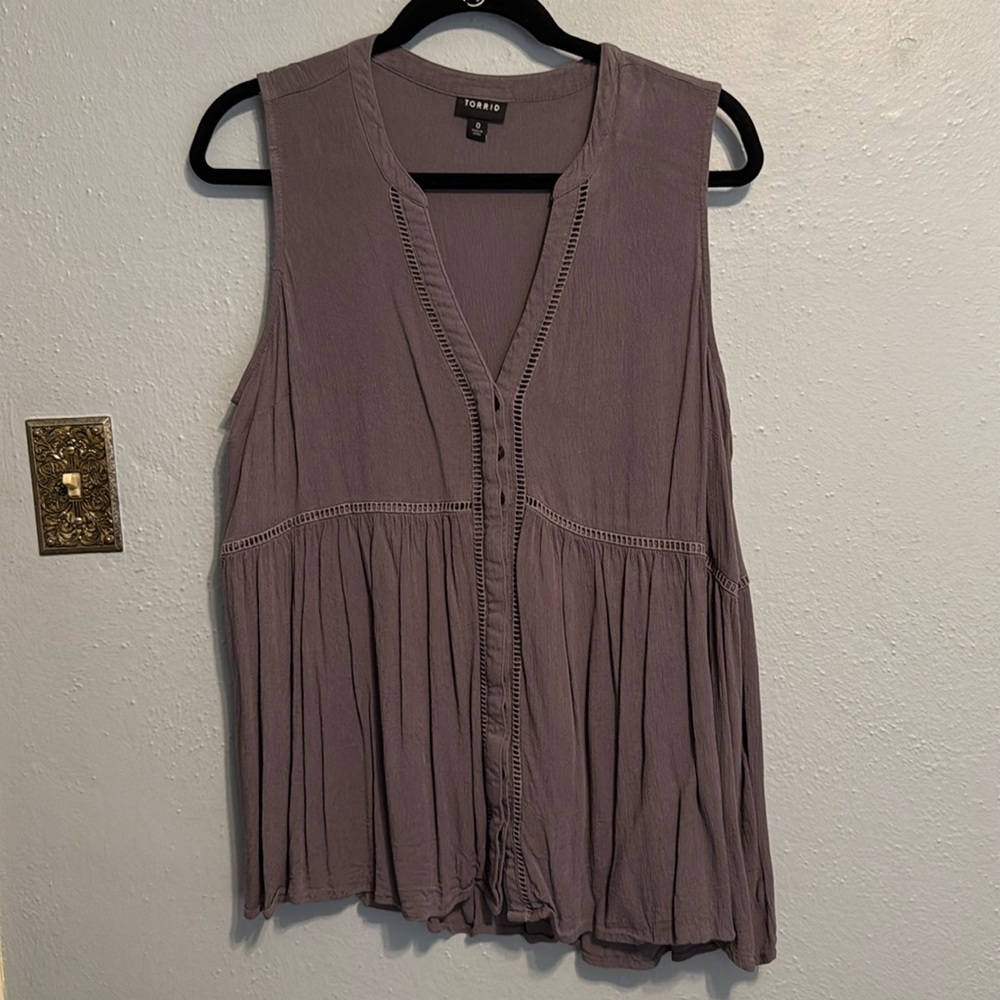 Torrid grey baby doll sleeveless top size 0